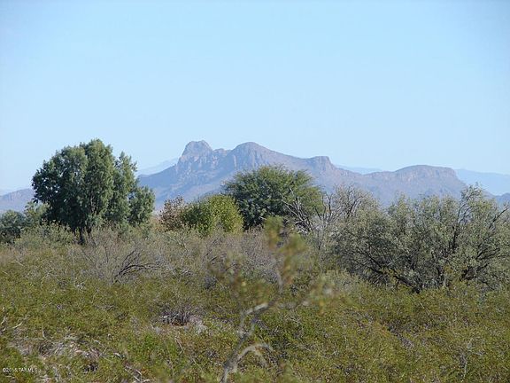 2nd image of 17866 W Lickskillet Ln