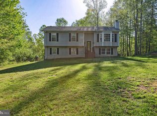 5488 Riverbend Ln, Reva, VA 22735