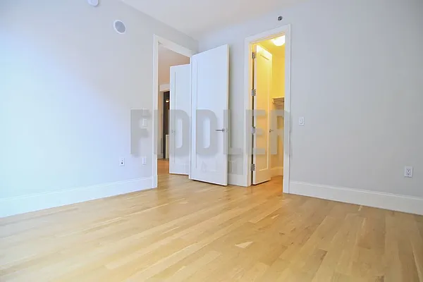 Rented by Fiddler Realty | media 14