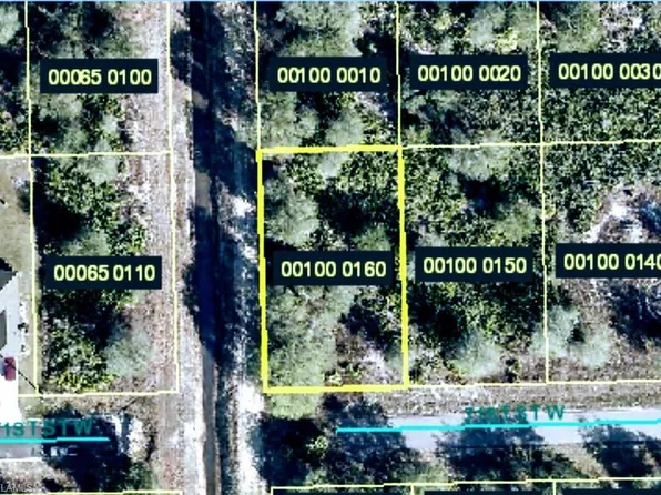 2526 71st St W, Lehigh Acres, FL 33971