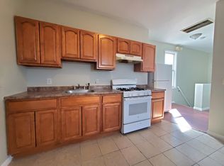 354 Bergen St #3A, Newark, NJ