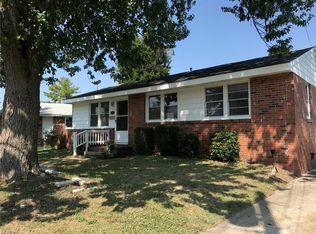 405 Tekoa Rd, Chesapeake, VA 23325