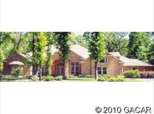 1821 SW 101st Dr, Gainesville, FL 32607