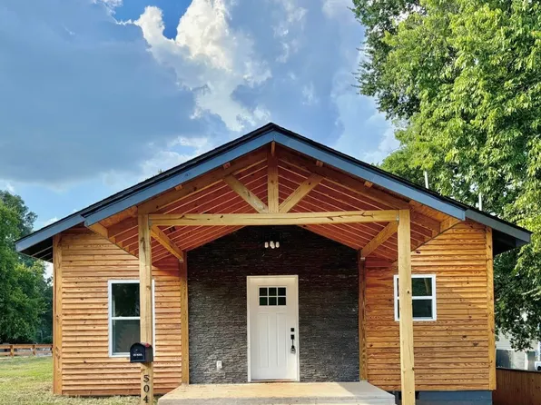 504 Austin Ave, Sheffield, AL 35660