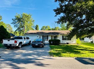 1609 Kiowa Dr, Marion, IL 62959