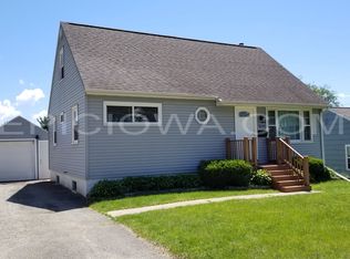 1619 11th St NW, Cedar Rapids, IA 52405