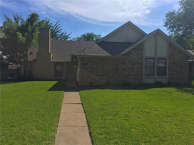 1st image of 5227 Barcelona Dr