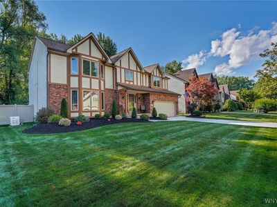 27 Lillyridge Dr, East Amherst, NY, 14051