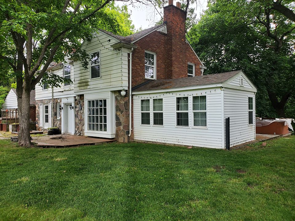 1st image of 25240 Franklin Park Dr