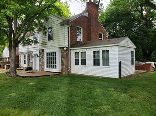 25240 Franklin Park Dr, Franklin, MI 48025