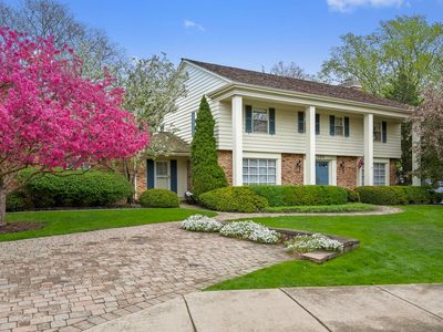 100 Ann St, Clarendon Hills, IL, 60514