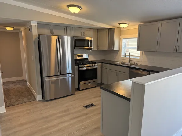 1173 Calgary Ln #59, Wayland, MI 49348