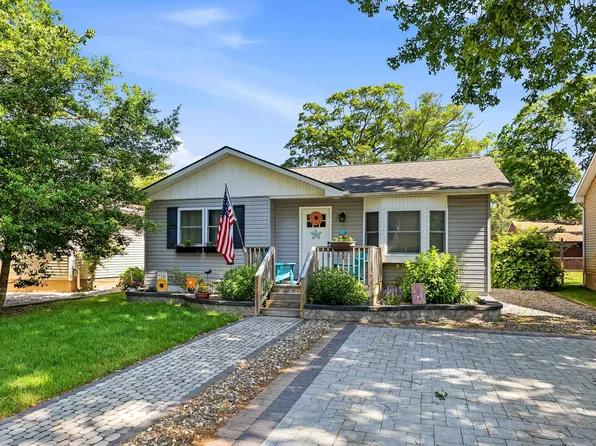 411 Baywyn Rd, Villas, NJ 08251