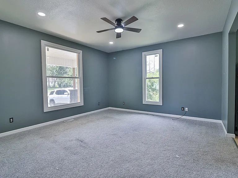 412 W Kibby St — Photo 33