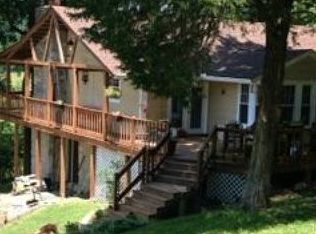 580 Crenshaw Rd, Hartsville, TN 37074