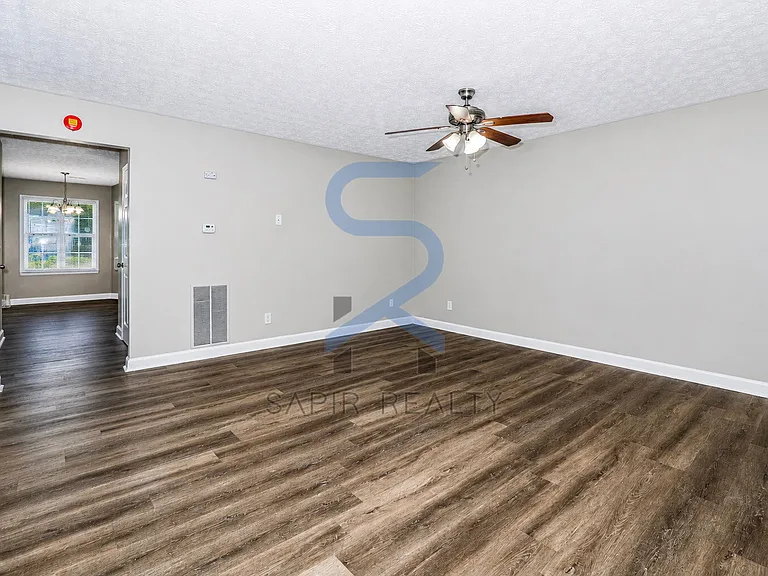 5791 Strathmoor Manor Cir — Photo 2