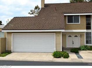 6 Woodland Dr, Irvine, CA 92604