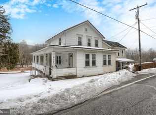 638 W Market St, Williamstown, PA 17098