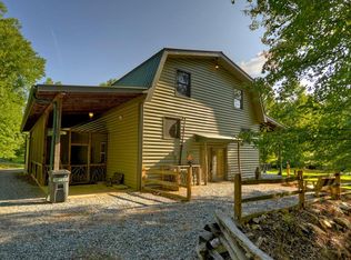 110 Old Indian Trl, Blue Ridge, GA 30513
