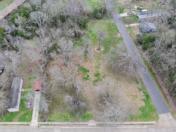 5th image of 3809 Lincoln Rd