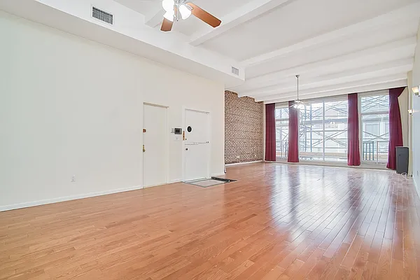 Rented by Streetwise NYC LLC | media 23