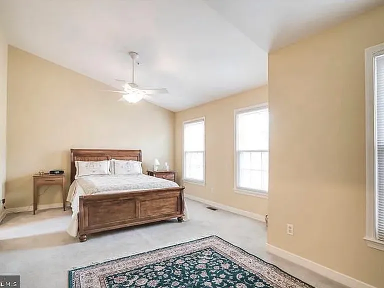 10922 Rocky Mount Way — Photo 12
