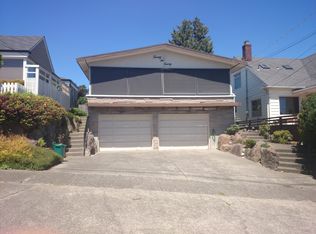 2620 W Crockett St, Seattle, WA 98199