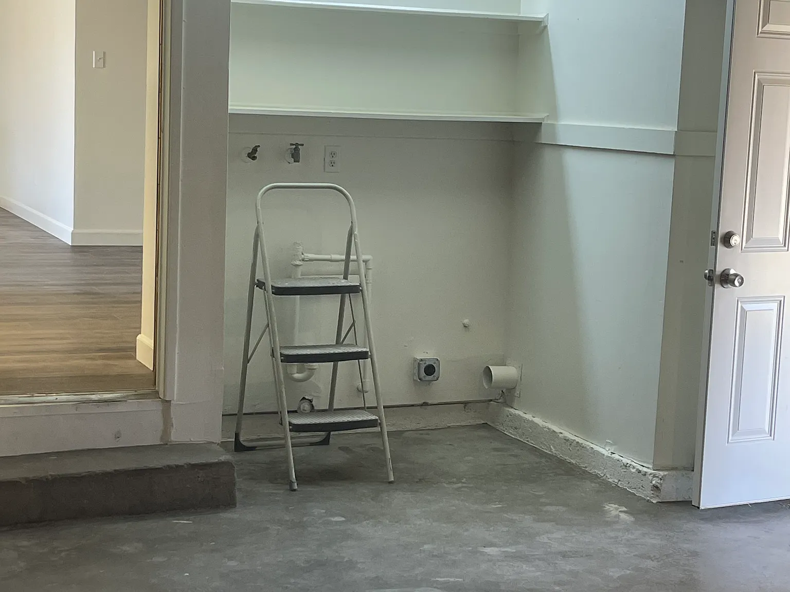 1315 Cardinal St — Photo 2
