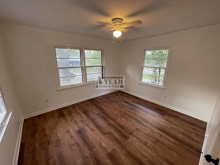 505 Highland Dr — Photo 17