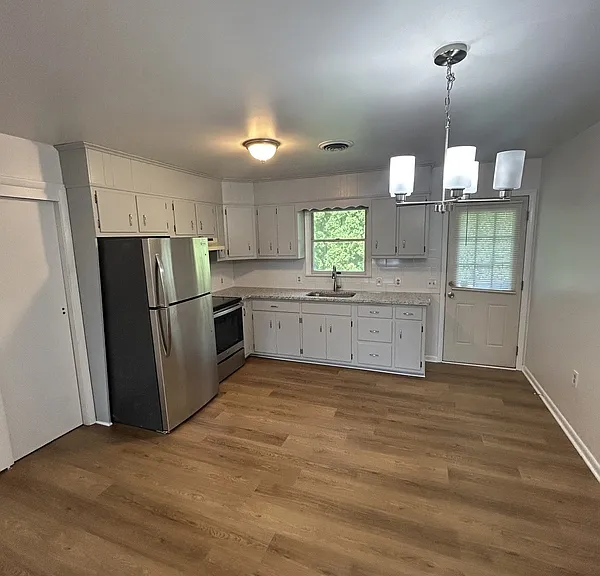 302 Hillside Dr #3 — Photo 7