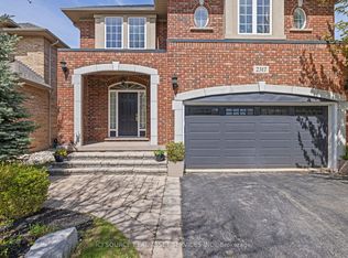 2317 Parkglen Ave, Oakville, ON L6M 4R3