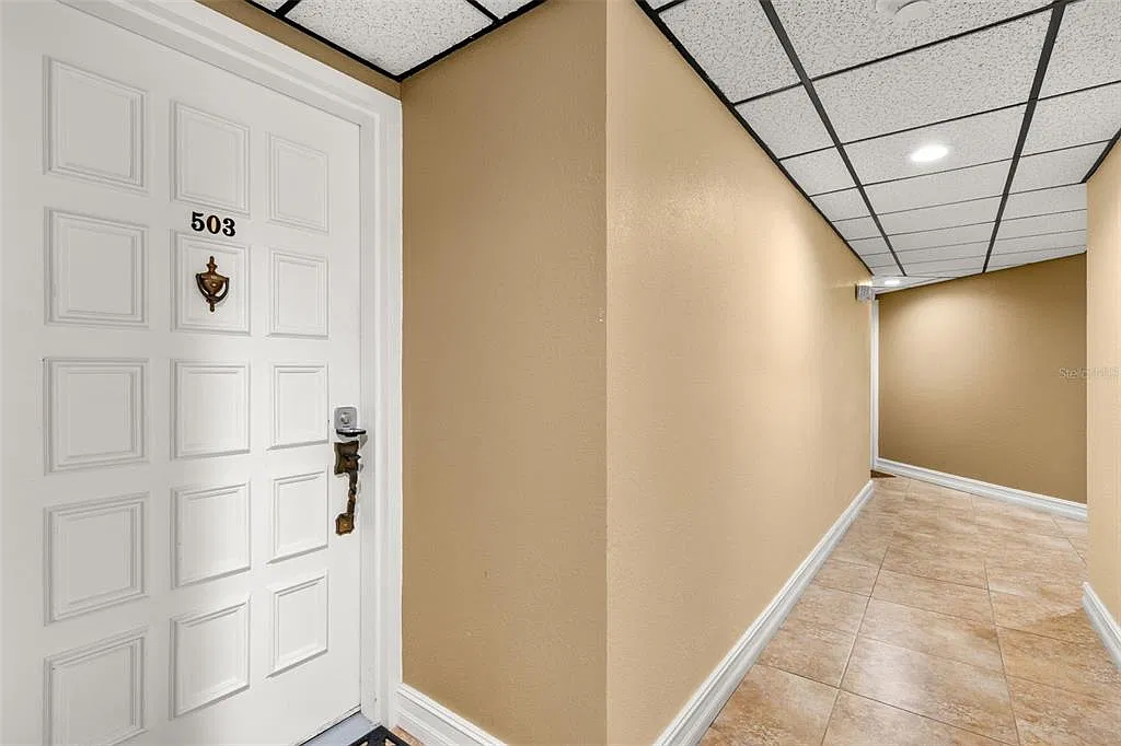 1 bed, 1.5 bath, 780 sqft, $2,350 — Photo 4
