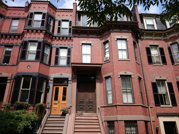 35 Braddock Park, Boston, MA 02116