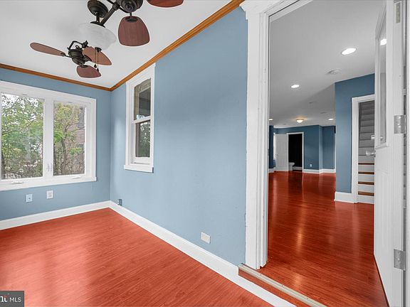 2nd image of 120 Linden Ave