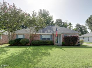 123 Avron Dr, Carencro, LA 70520