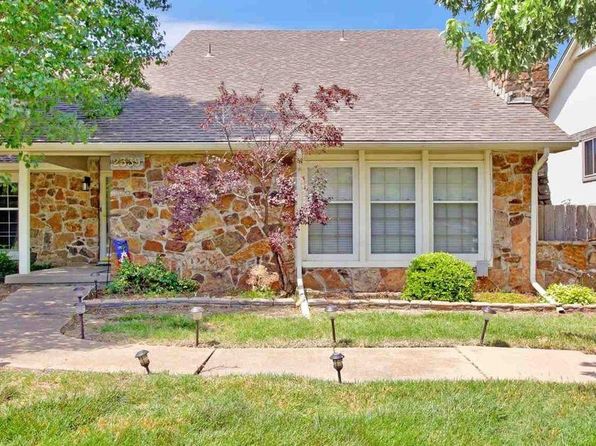 2339 N Bramblewood St