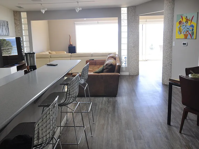 92 Yacht Harbor Dr — Photo 9