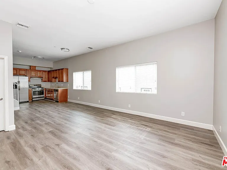 14735 Friar St #113 — Photo 2