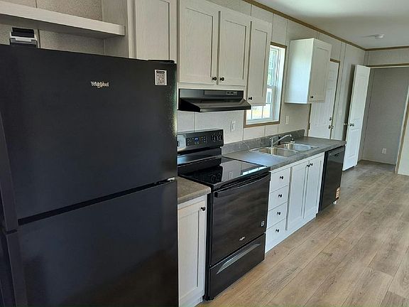2nd image of 21 Rose Ln #Ro