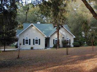 7 Cusabo Rd, Saint Helena Island, SC 29920