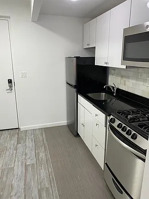 Rented by Property Link Mgmt, LLC | media 14