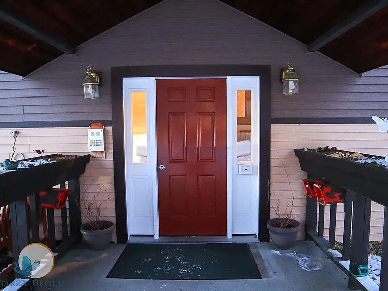 16 Glacier Ave #13 — Photo 1