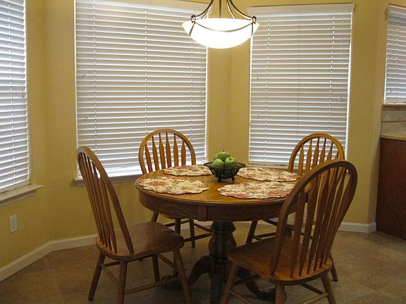 2nd image of 7404 Wadi Musa Dr NE