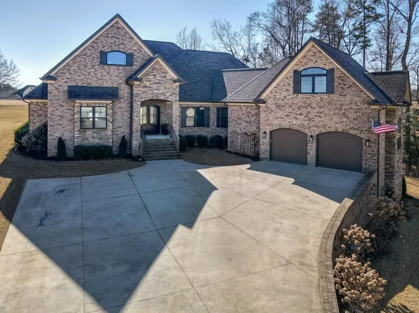 467 N Tidewater Trl, Inman, SC 29349