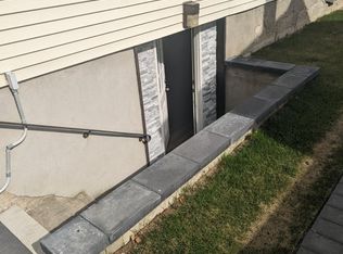 141 Moffitt Blvd, Islip, NY 11751