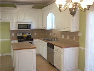 3rd image of 102 Sussex Pl
