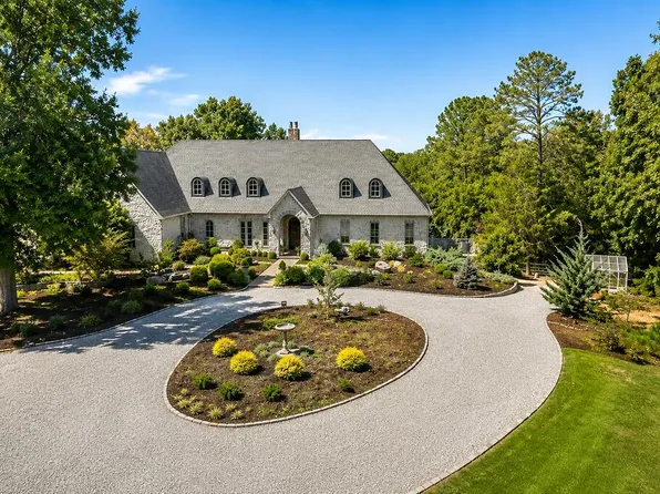 117 Friendfield Ln, Greenwood, SC 29649