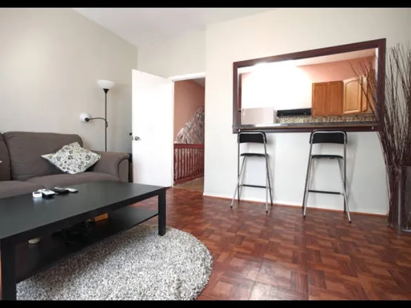 10 Alice Ct, Brooklyn, NY 11213