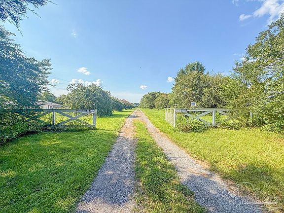5th image of 3630 Aubrey Ln