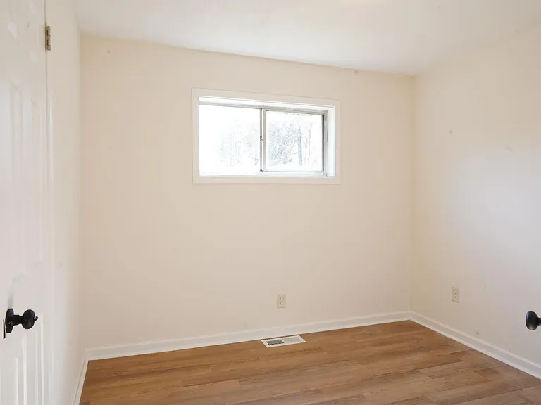 1117 Denny St — Photo 22